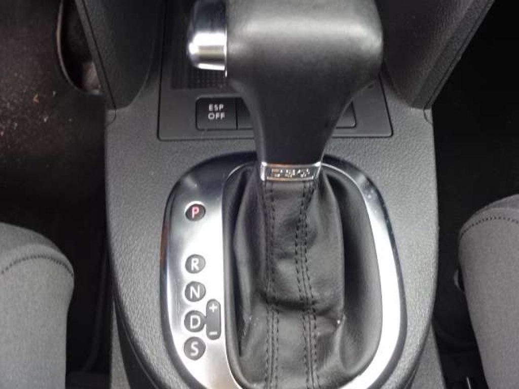 VOLKSWAGEN Touran I 2007 2.0 tdi Trendline dsg dpf - 13