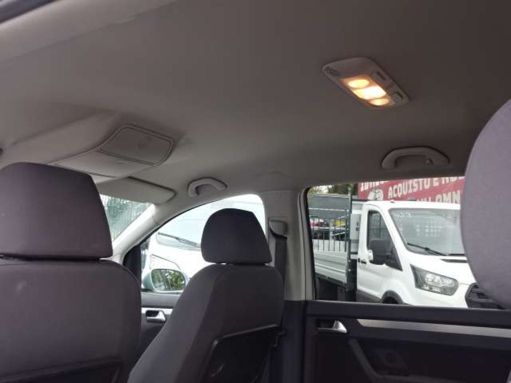 VOLKSWAGEN Touran I 2009 2.0 tdi Highline dsg dpf - 16