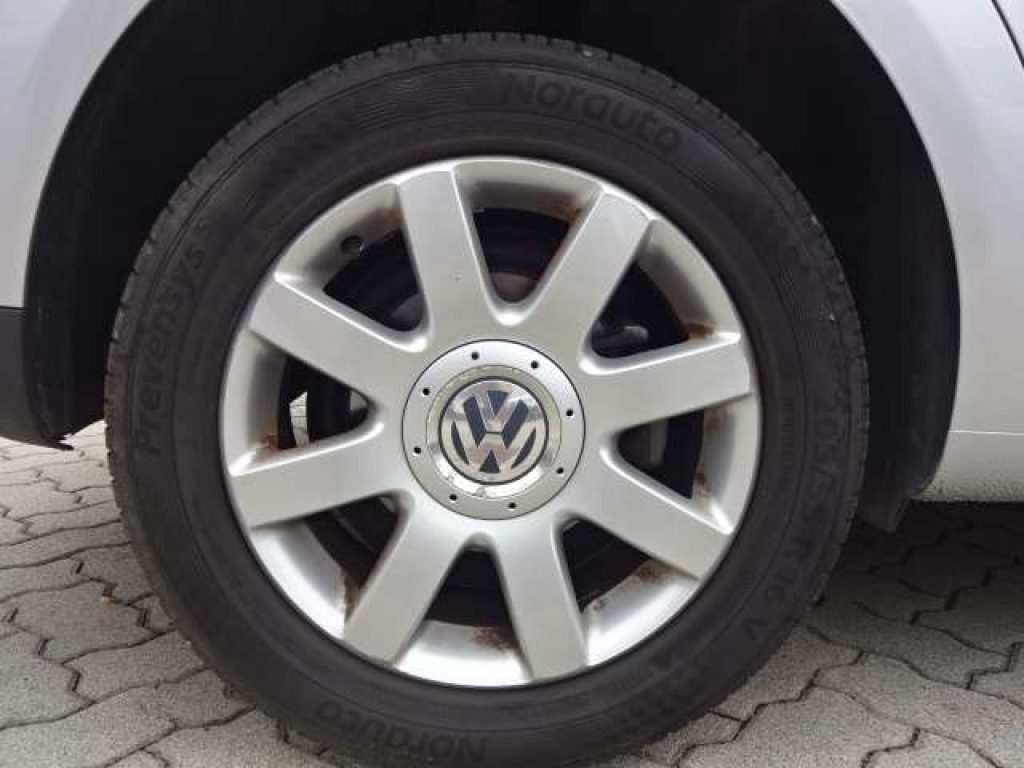 VOLKSWAGEN Touran I 2009 2.0 tdi Highline dsg dpf - 17