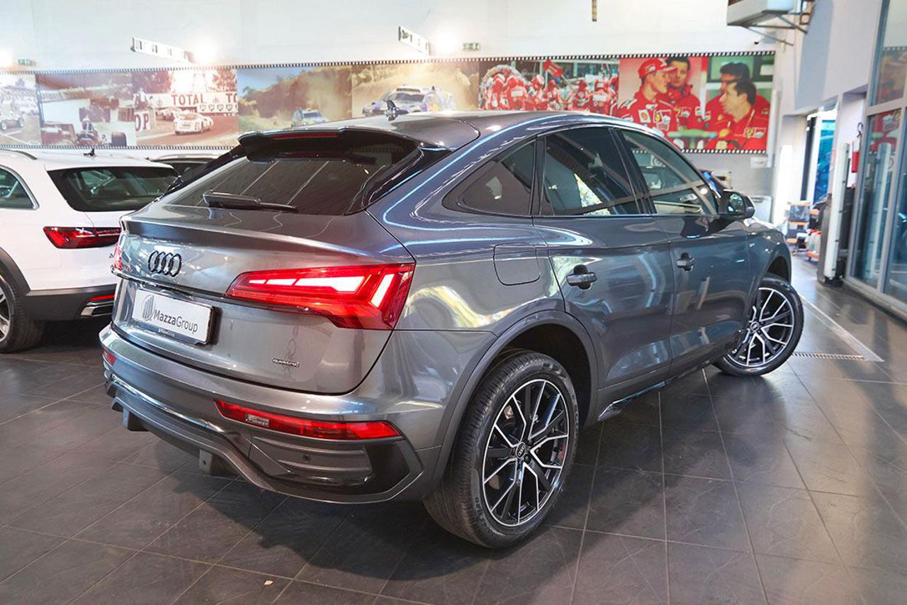 AUDI Q5 40 TDI Sportback Quattro S-Tronic S-Line Plus - 9