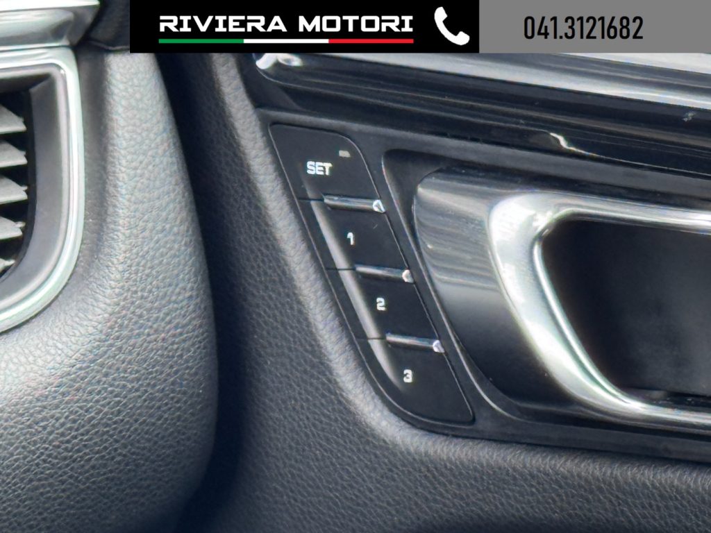 PORSCHE Macan 3.0 Diesel S - 14