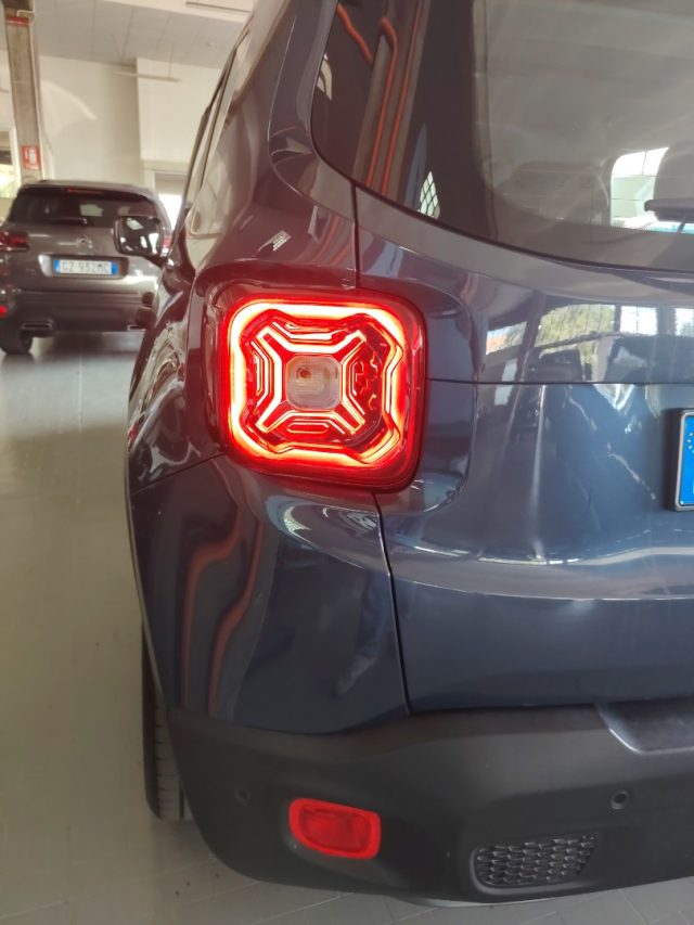 JEEP Renegade — foto 12 di 27
