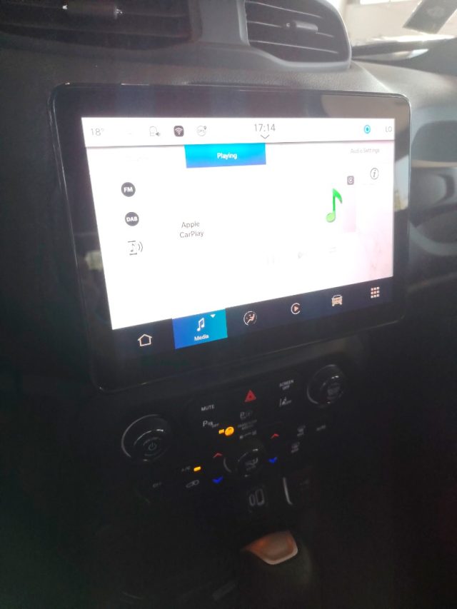 JEEP Renegade — foto 21 di 27