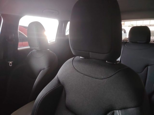 JEEP Renegade — foto 18 di 27