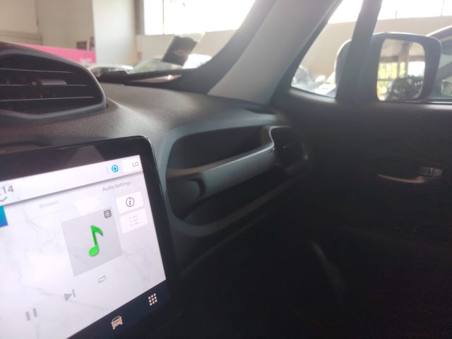 JEEP Renegade — foto 26 di 27