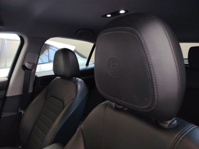 ALFA ROMEO Stelvio — foto 12 di 21