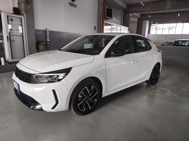 OPEL Corsa — foto 6 di 27