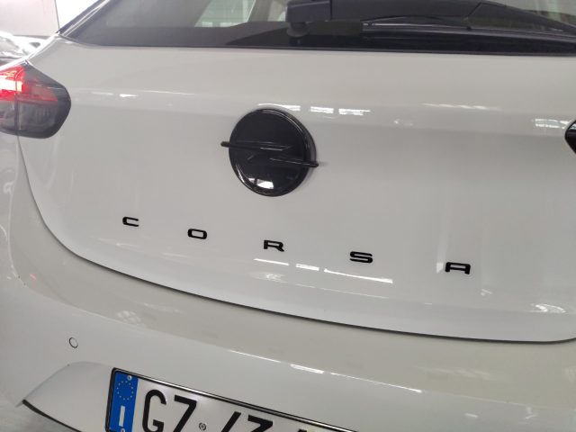 OPEL Corsa — foto 12 di 27
