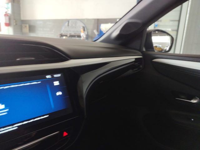 OPEL Corsa — foto 26 di 27