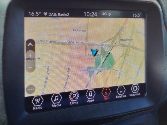 JEEP Renegade — foto 6 di 9