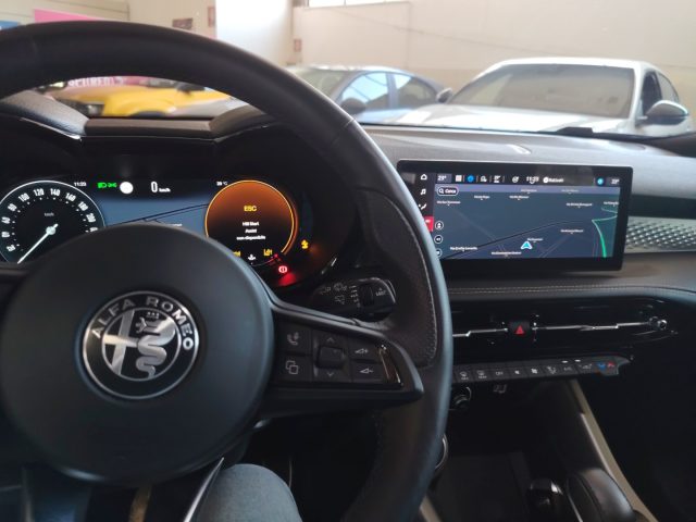 ALFA ROMEO Tonale — foto 24 di 27
