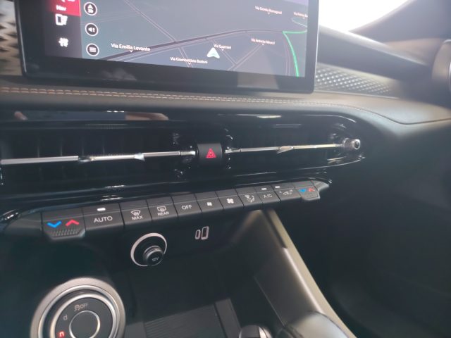 ALFA ROMEO Tonale — foto 25 di 27