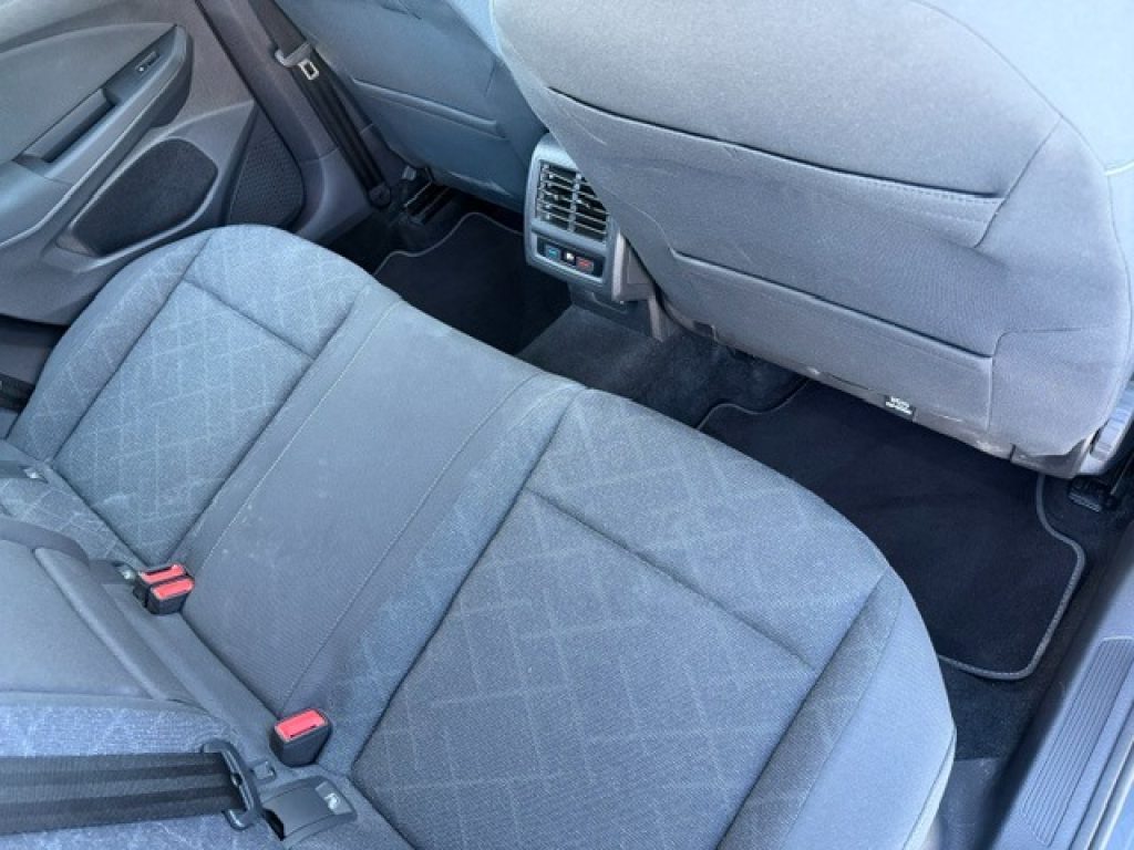 VOLKSWAGEN Golf 1.0 eTSI EVO DSG Life - 22