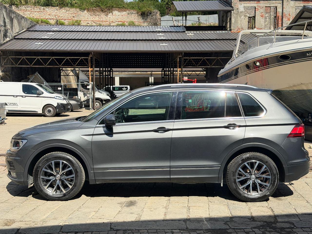 VOLKSWAGEN Tiguan 2.0 TDI SCR DSG Advanced BlueMotion Technology - 9