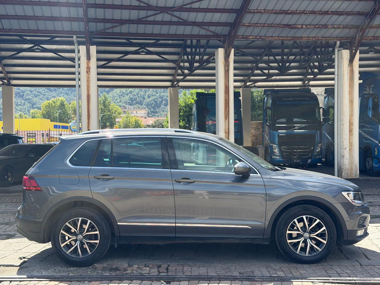 VOLKSWAGEN Tiguan 2.0 TDI SCR DSG Advanced BlueMotion Technology - 4