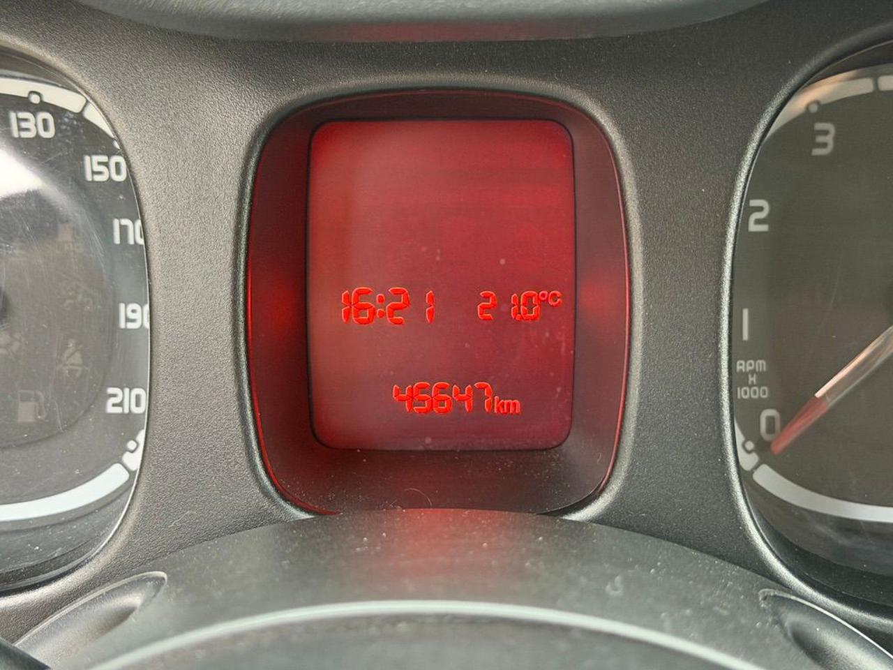 FIAT Panda 1.0 FireFly S&S Hybrid - 16