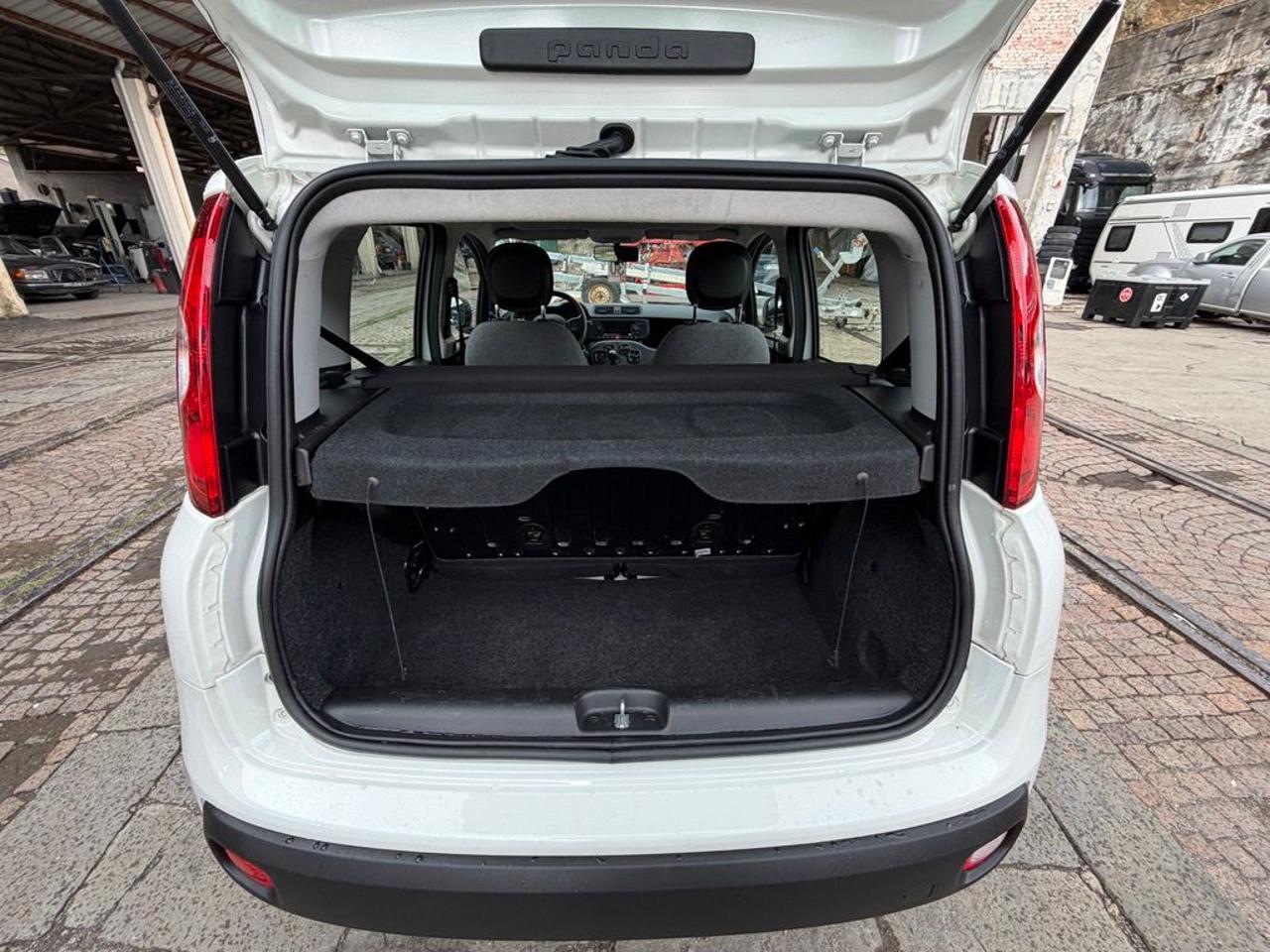 FIAT Panda 1.0 FireFly S&S Hybrid - 12