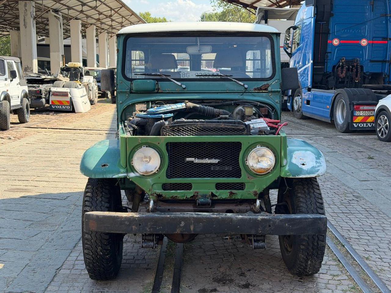 TOYOTA Land Cruiser BJ40 - 6