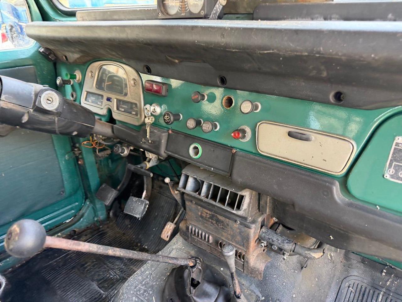 TOYOTA Land Cruiser BJ40 - 30