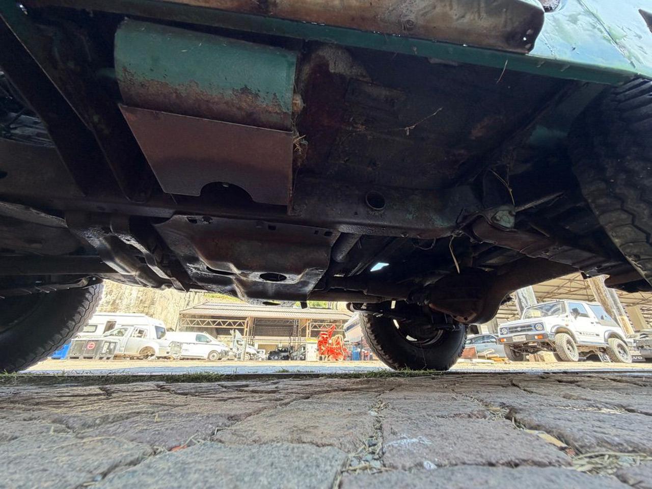 TOYOTA Land Cruiser BJ40 - 49