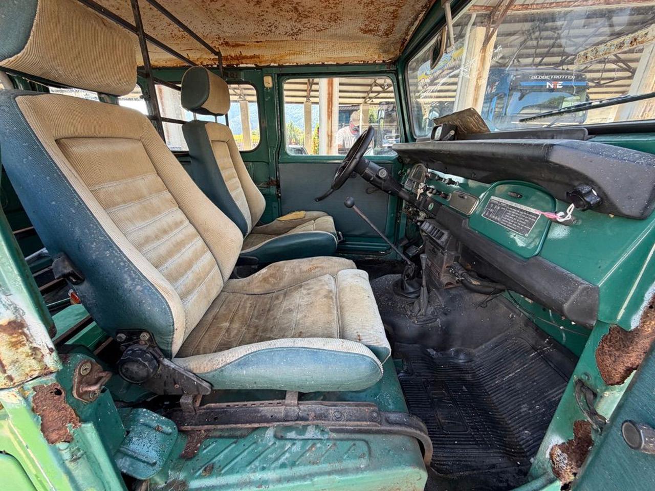 TOYOTA Land Cruiser BJ40 - 27