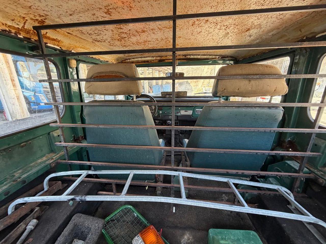 TOYOTA Land Cruiser BJ40 - 38