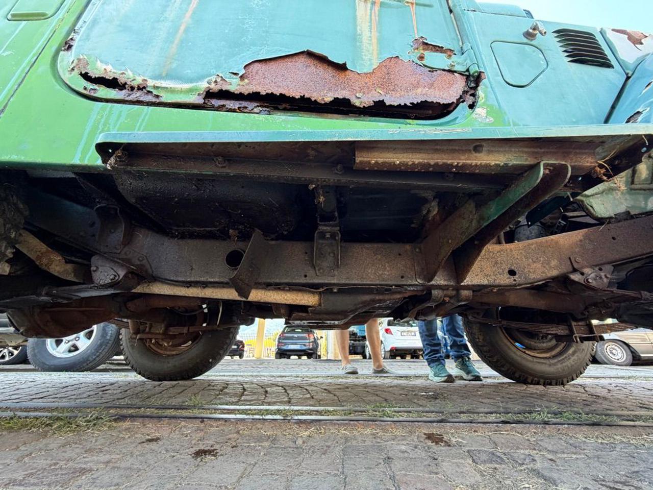TOYOTA Land Cruiser BJ40 - 45
