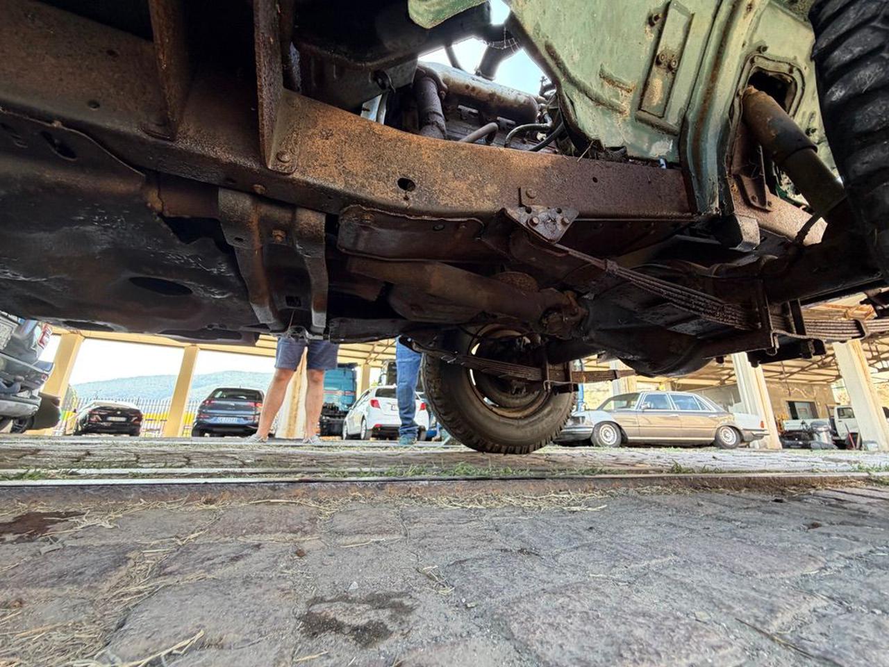 TOYOTA Land Cruiser BJ40 - 46