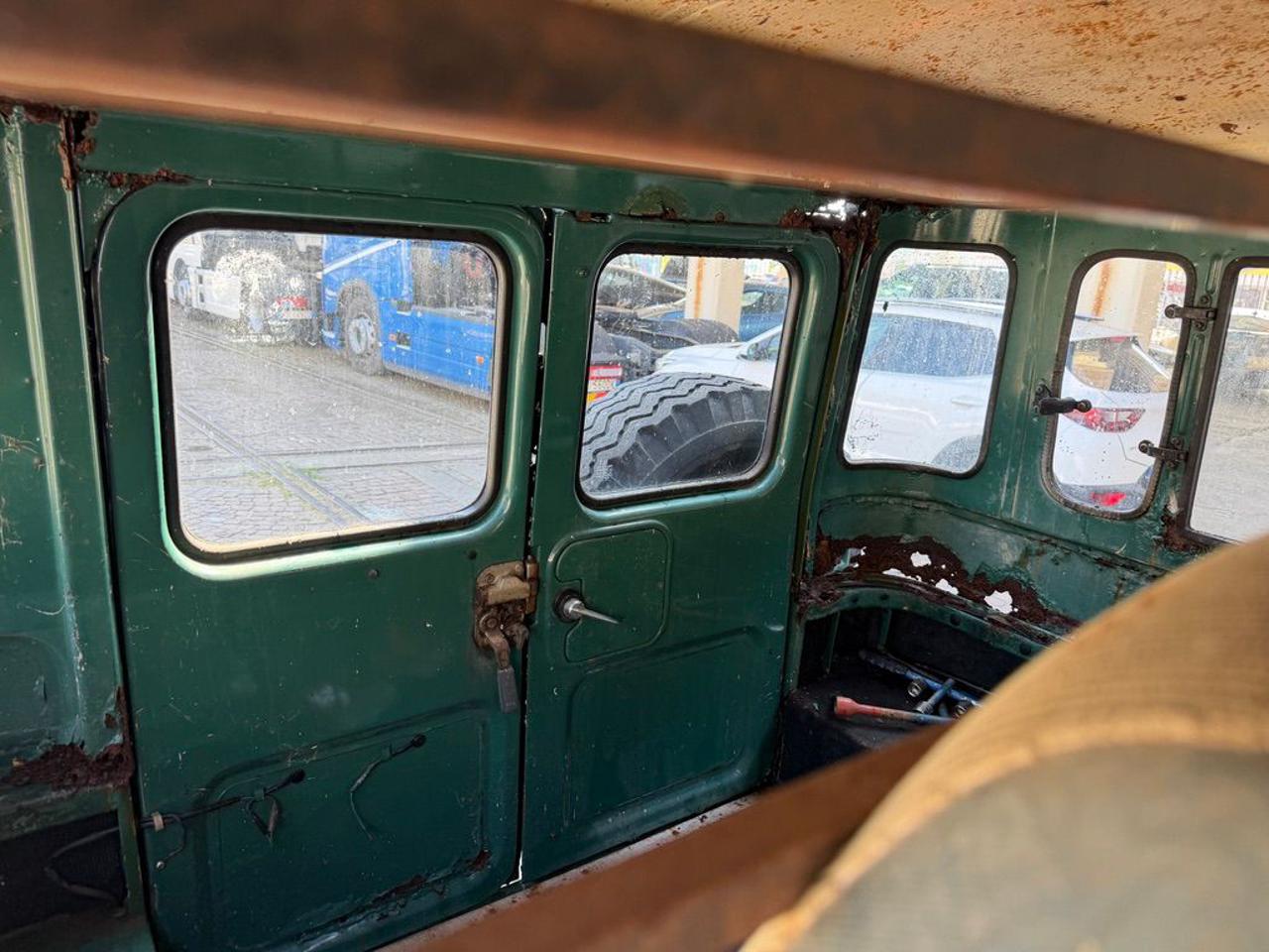 TOYOTA Land Cruiser BJ40 - 32