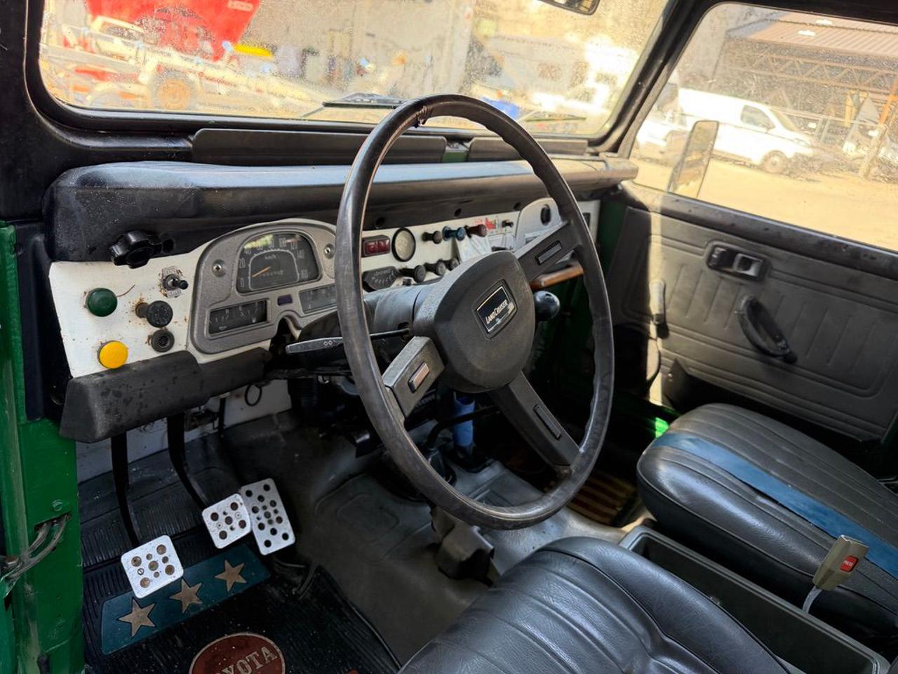 TOYOTA Land Cruiser BJ40 - 13