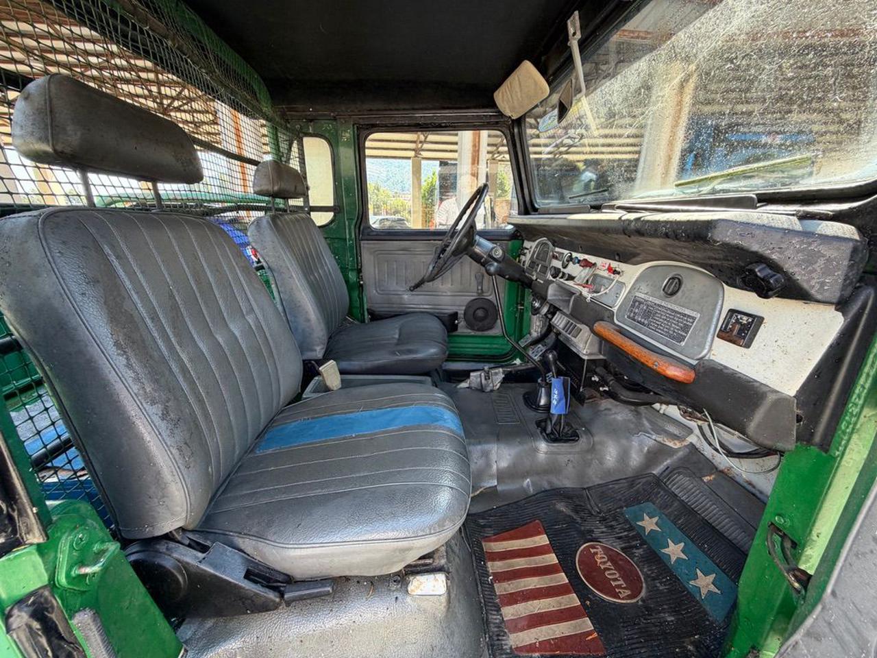TOYOTA Land Cruiser BJ40 - 8