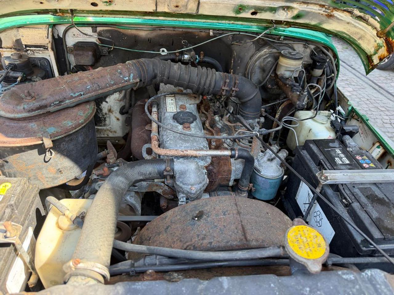 TOYOTA Land Cruiser BJ40 - 21