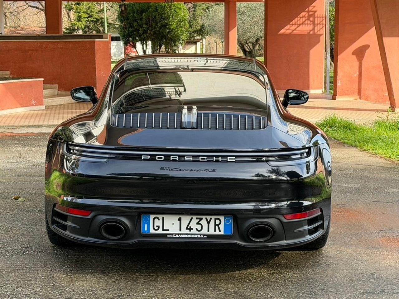 PORSCHE 992 Carrera 4S - 5