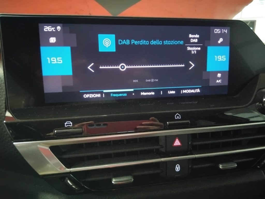 CITROEN C4 PureTech 130 S&S EAT8 Shine - 21