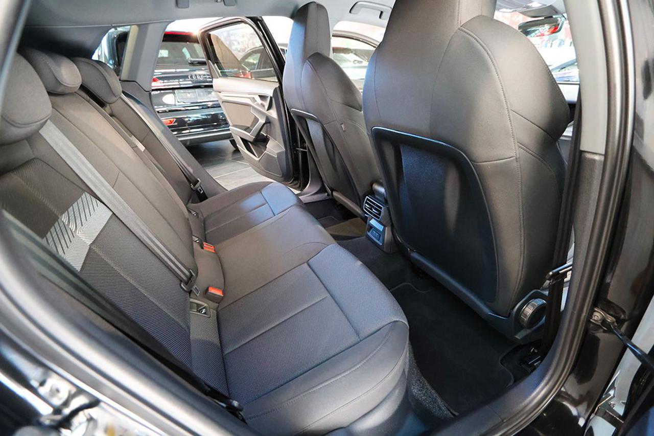 AUDI A3 35 TDI Sportback S-Tronic S-Line - 19