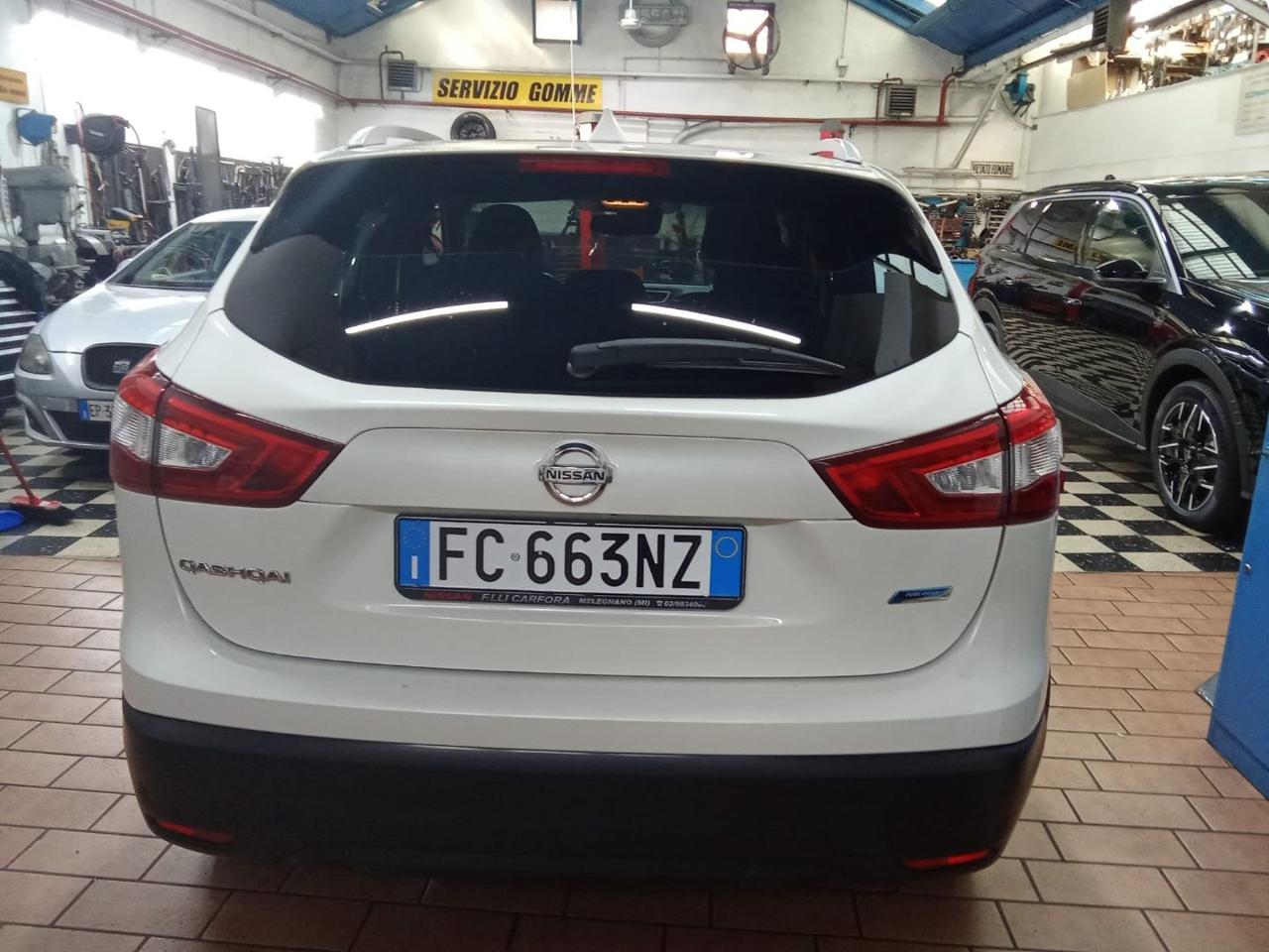 NISSAN Qashqai 1.5 dCi N-Connecta - 4