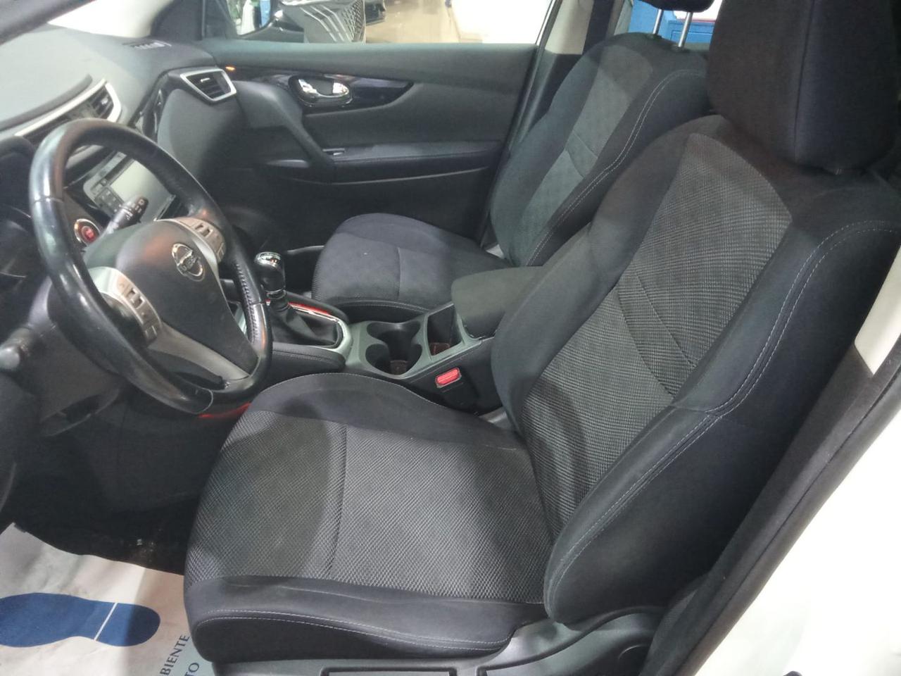 NISSAN Qashqai 1.5 dCi N-Connecta - 11