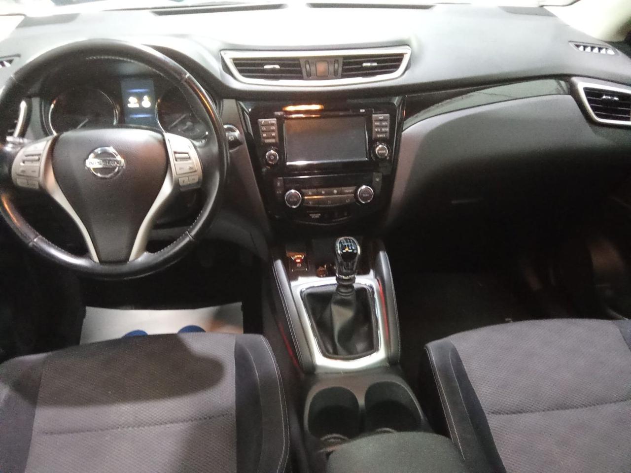 NISSAN Qashqai 1.5 dCi N-Connecta - 9
