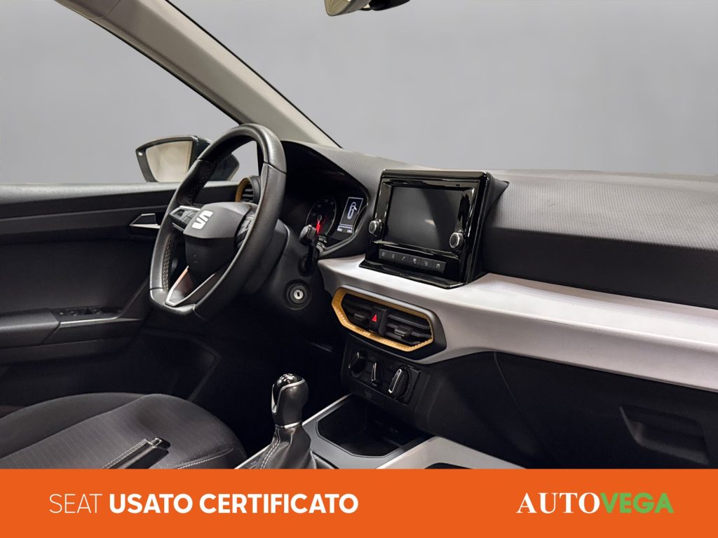 SEAT Arona 1.0 ecotsi style 110cv - 6