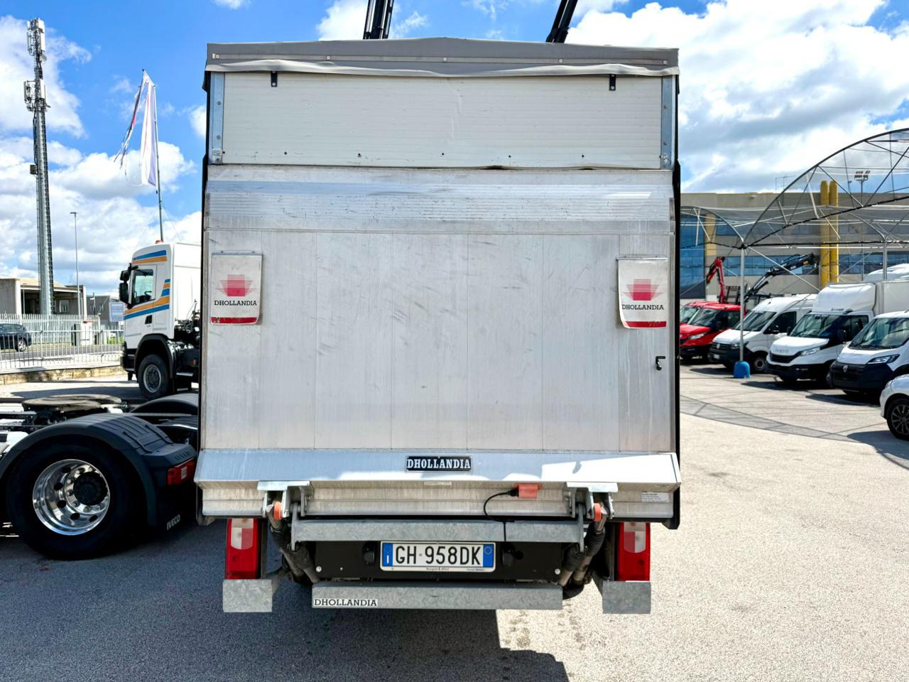 VOLKSWAGEN CRAFTER  2.0 TDI - 6