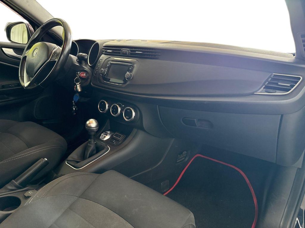 ALFA ROMEO Giulietta 1.6 JTDm 120 CV Super - 9