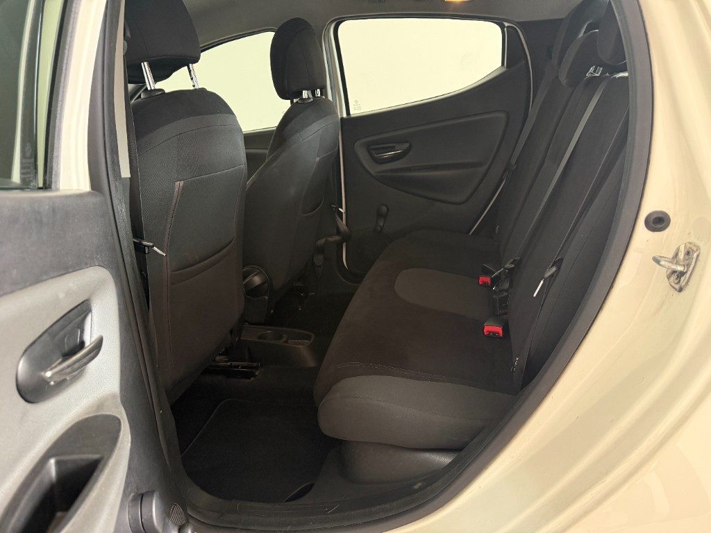 LANCIA Ypsilon 1.2 69 CV 5 porte GPL Ecochic Gold - 9