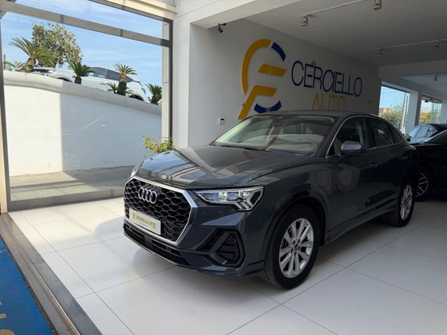 AUDI Q3 Grigio scuro metallizzato