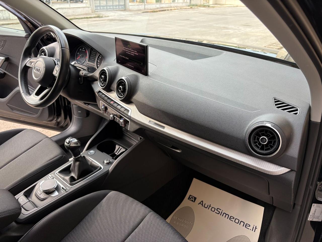 AUDI Q2 30 TDI Admired CARPLAY - 14