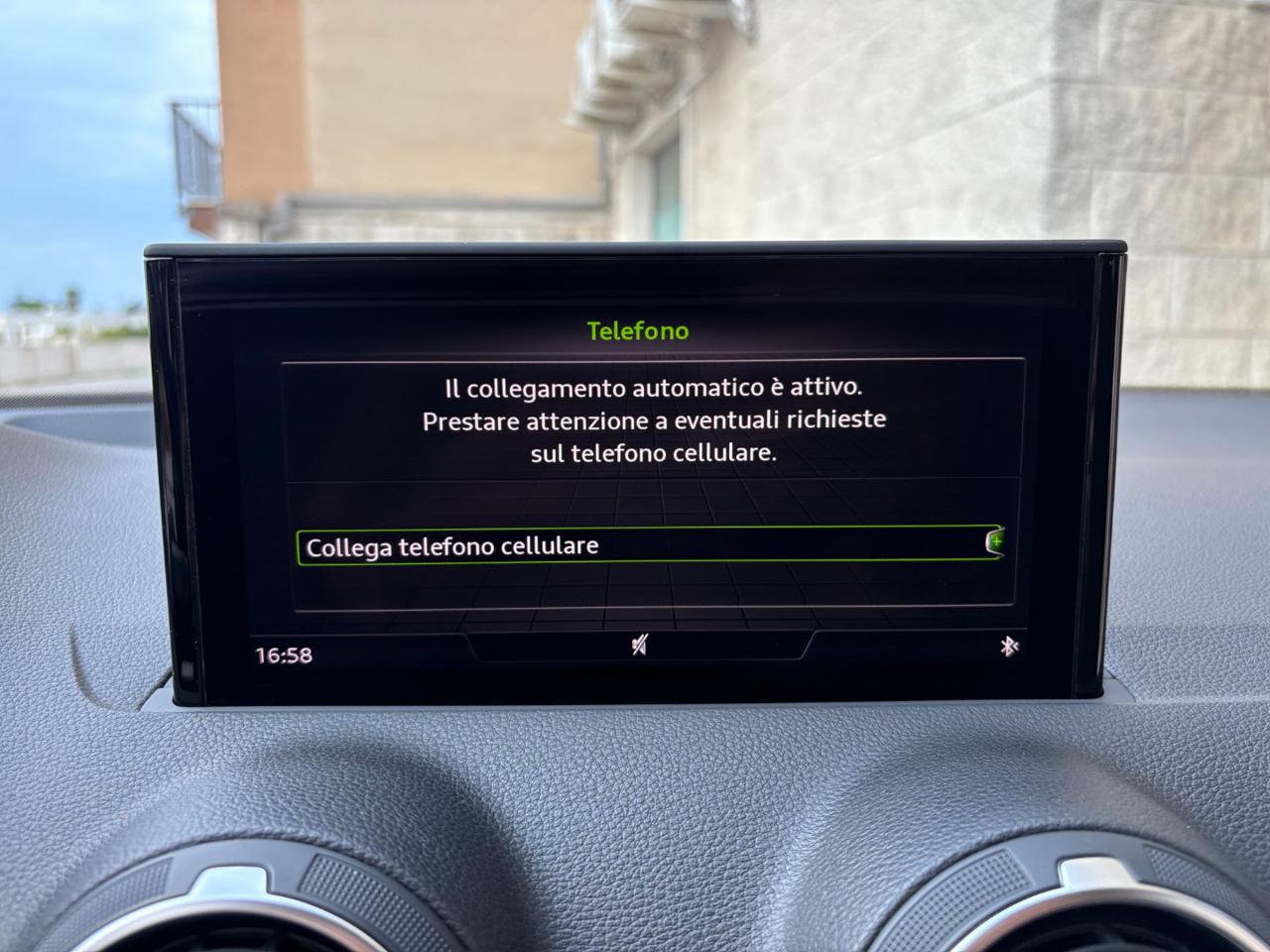 AUDI Q2 30 TDI Admired CARPLAY - 27