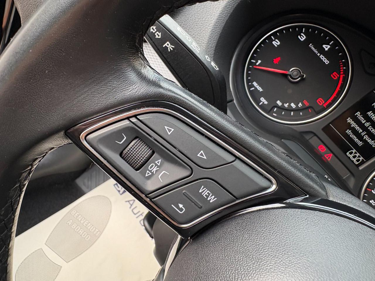 AUDI Q2 30 TDI Admired CARPLAY - 21
