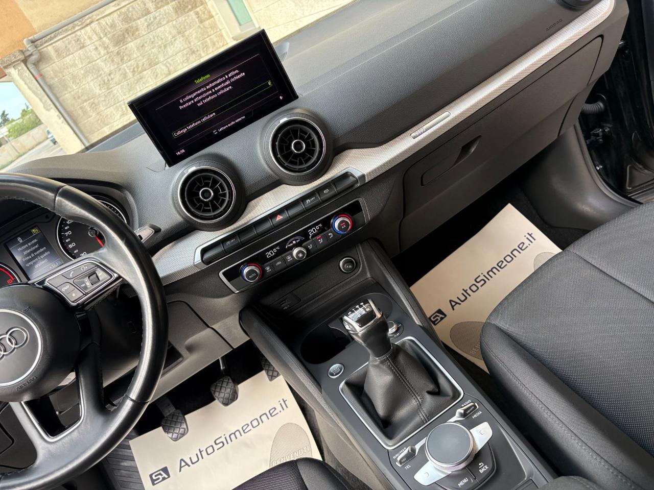 AUDI Q2 30 TDI Admired CARPLAY - 20