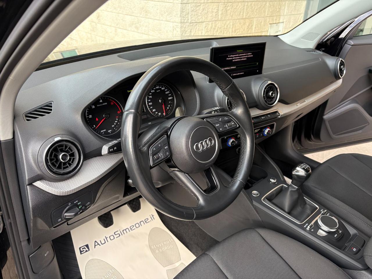 AUDI Q2 30 TDI Admired CARPLAY - 12