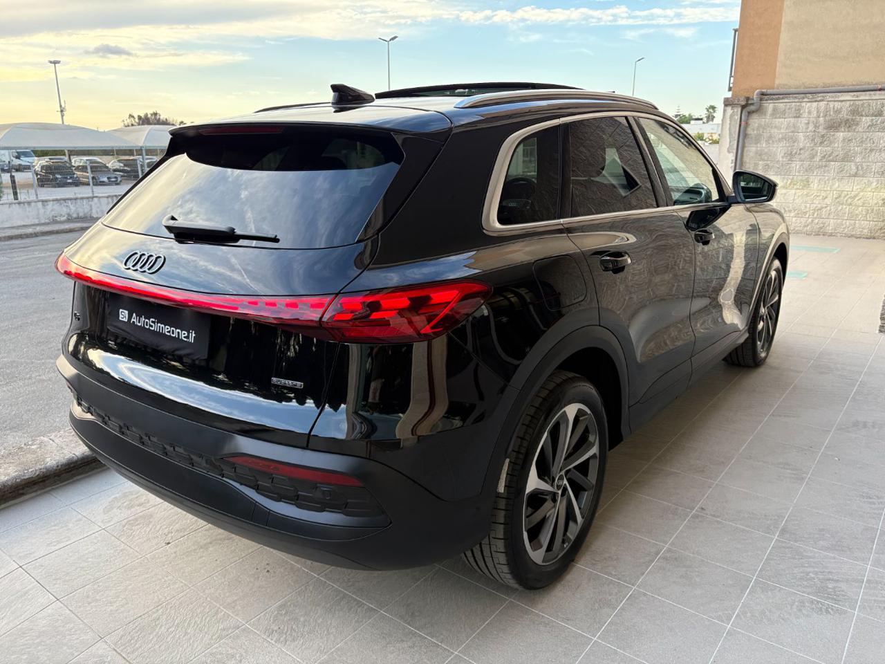AUDI Q5 2.0 TDI mHEV+ S tronic quattro Business Advanced - 5