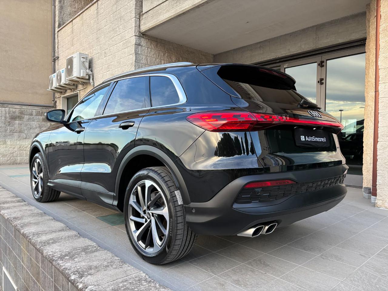 AUDI Q5 2.0 TDI mHEV+ S tronic quattro Business Advanced - 7